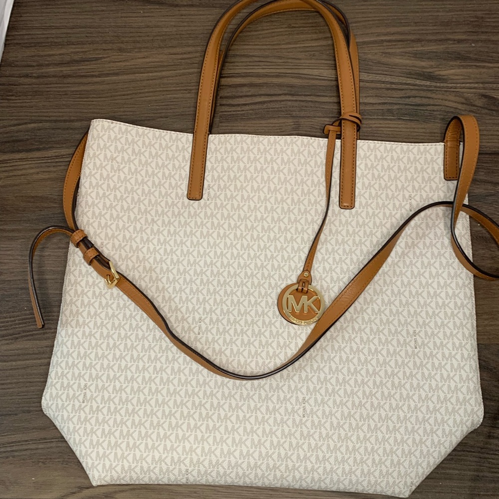 Michael Kors Tote